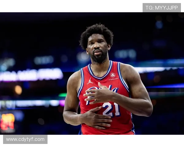 恩比德低位单打制造犯规，关键回合比约基奇更致命