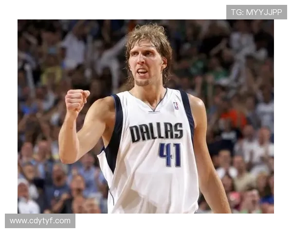 诺维茨基后期三分投射效率大幅提升改变球队进攻节奏